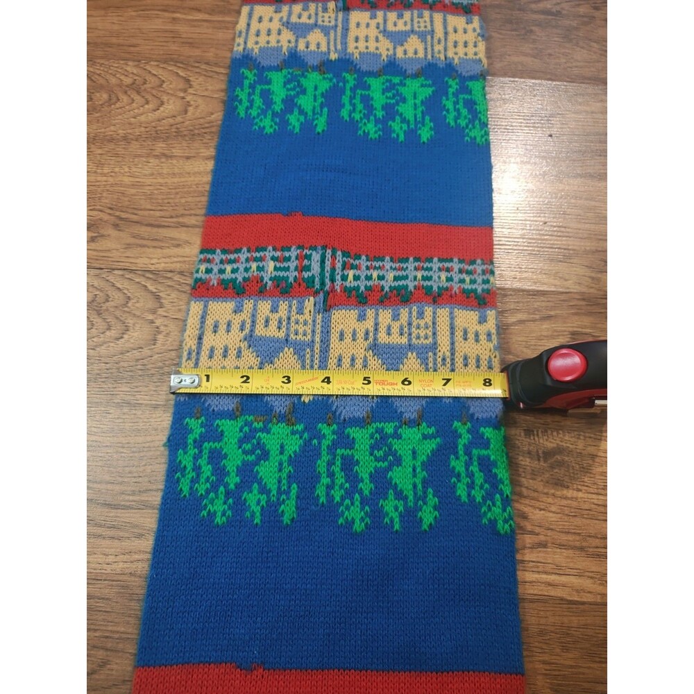 VTG 70s Hot Sox Co. Christmas Town Knit Scarf Tassels Multicolor Holidays 55x8 - Picture 4 of 5